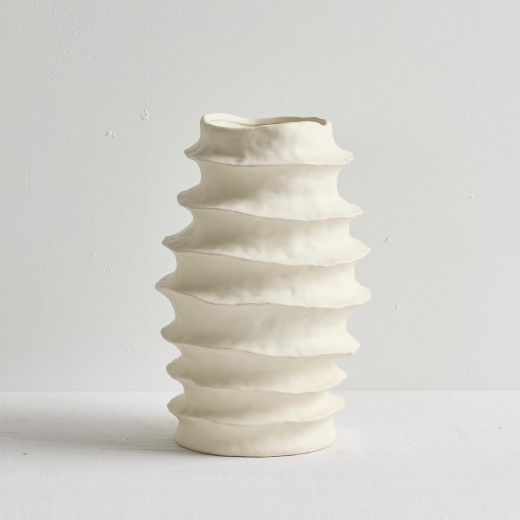 ORGANIC RIB VASE - HOME DECORATION - 01