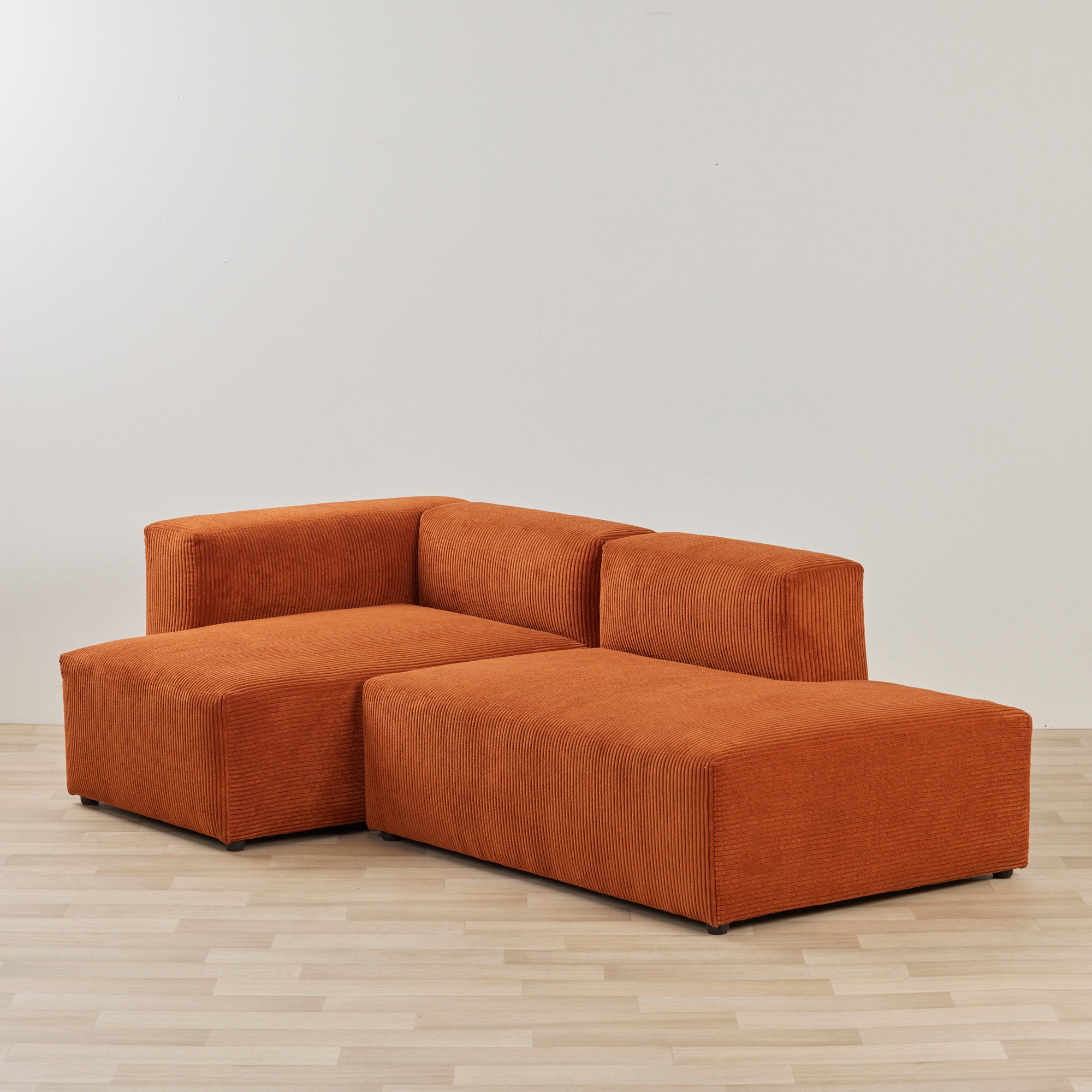 Finnian 2-Seat LH Chaise Burnt Orange – nood