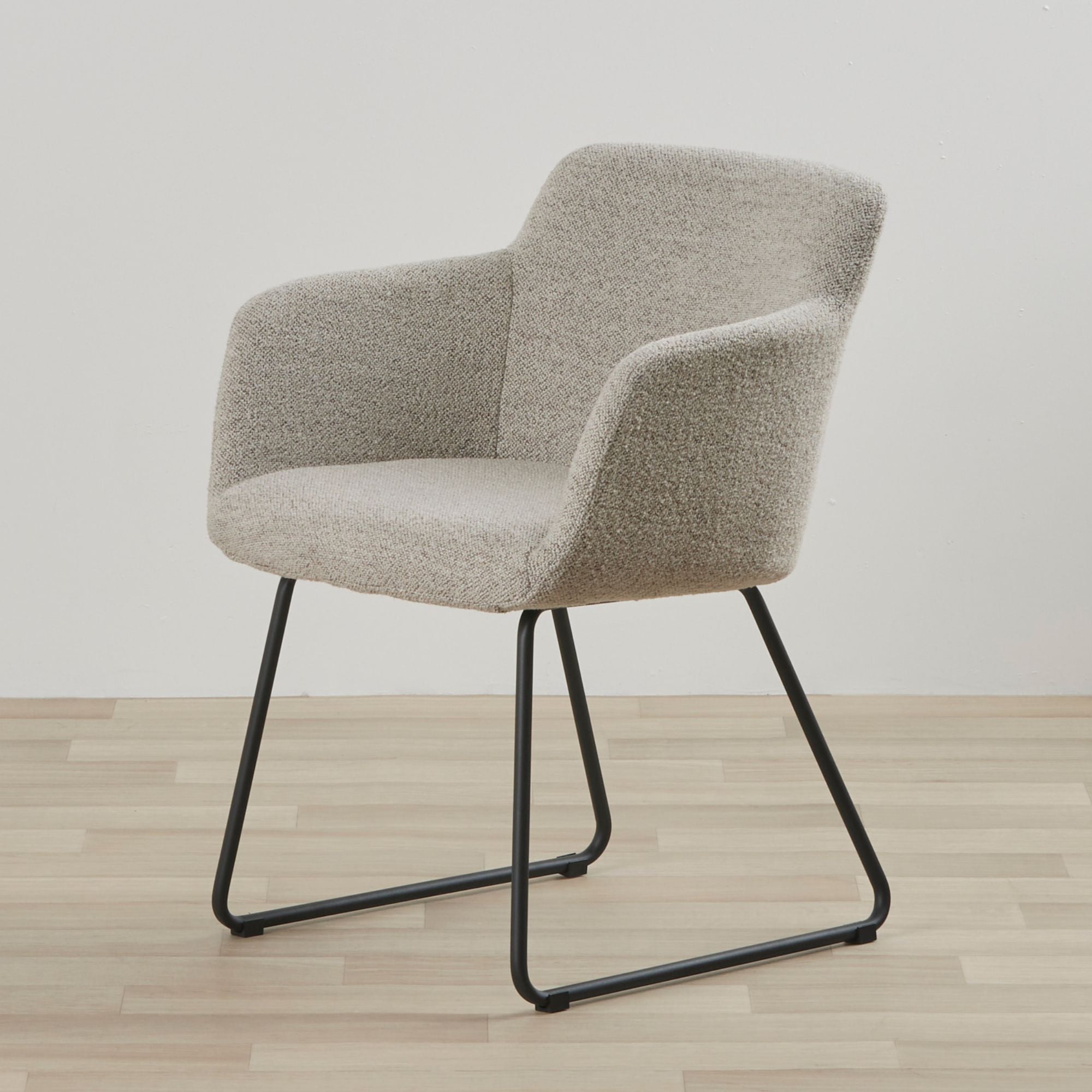 Lawrence Dining Chair Beige nood