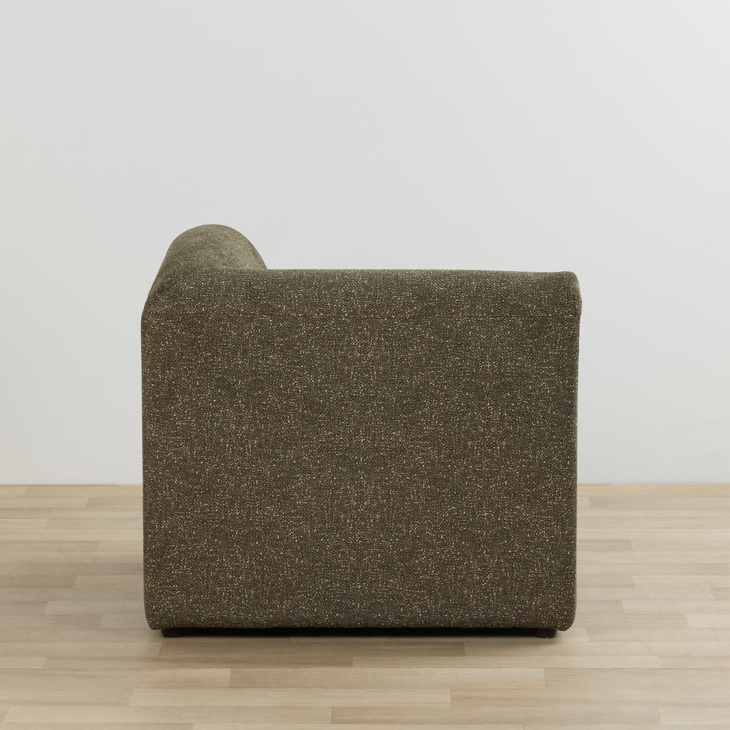 BERNIE CORNER - FURNITURE - 07