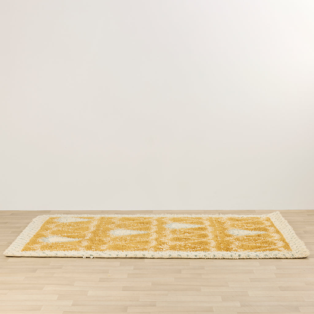 Tarek 270cm Rug - Gold – nood