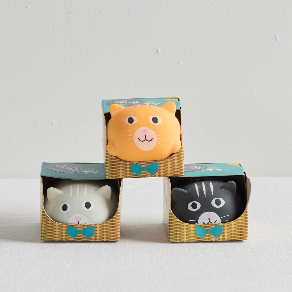 CUDDLE KITTY - GIFTS & GADGETS - 02