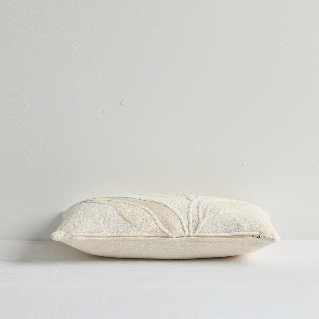24790_WHT_02