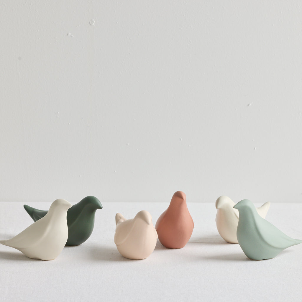 PERCHED BIRD OBJECT - HOME DECORATION - 02
