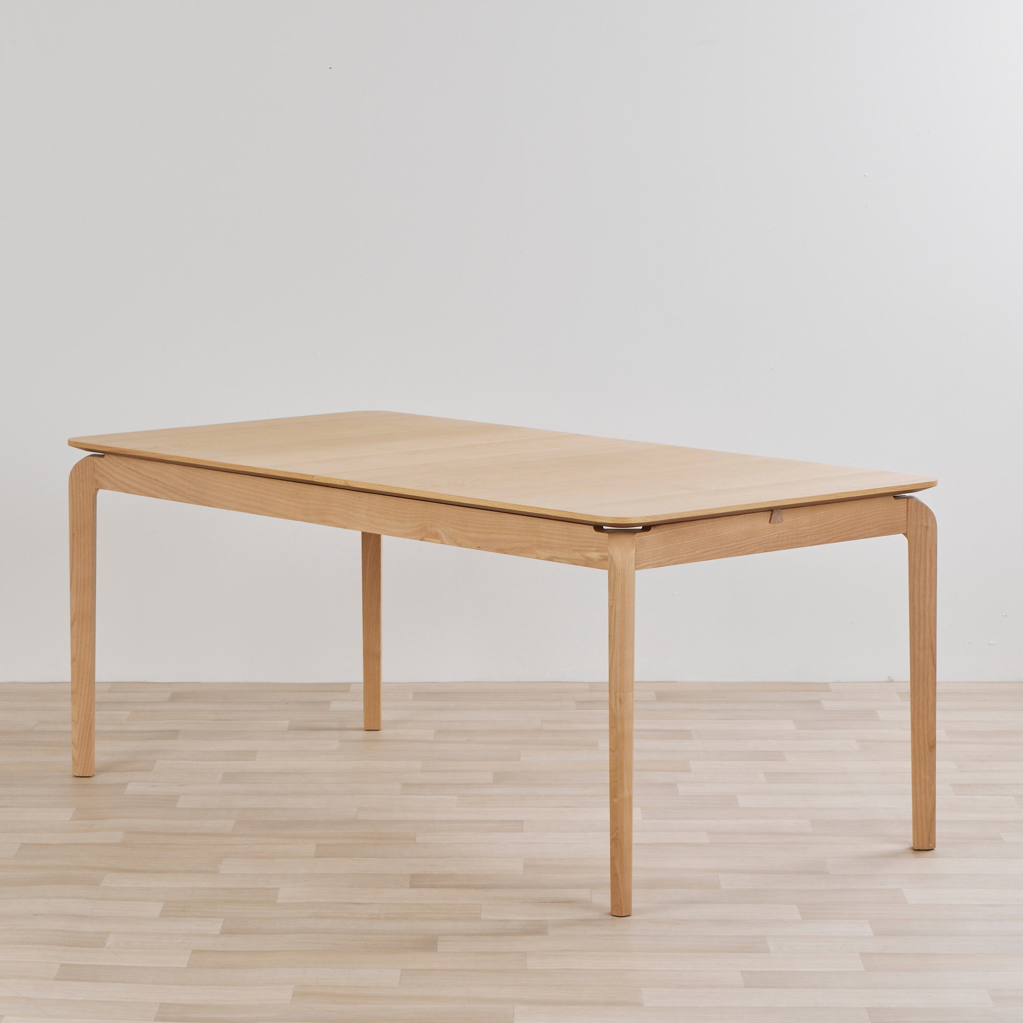 ダイニングテーブル Nora. Ella oak Dining Table ebcd1e93a3cc7c4b11b8ba9c4b02b1